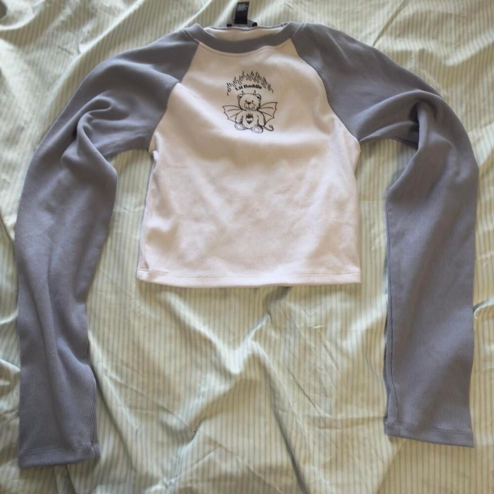 Forever 21 Lil Baddie Bear Raglan Long Sleeve Crop Top Size S
